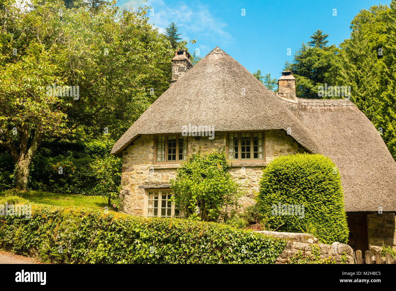 Chocolate box villages of england hires stock photography and images