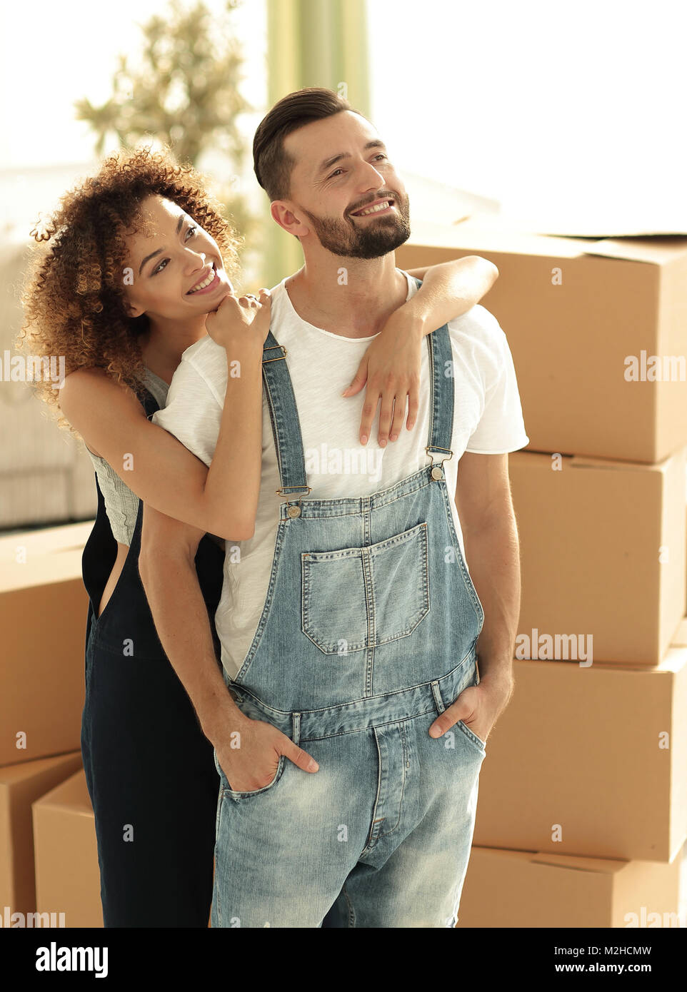 Married couple examines new hi-res stock photography and images - Alamy