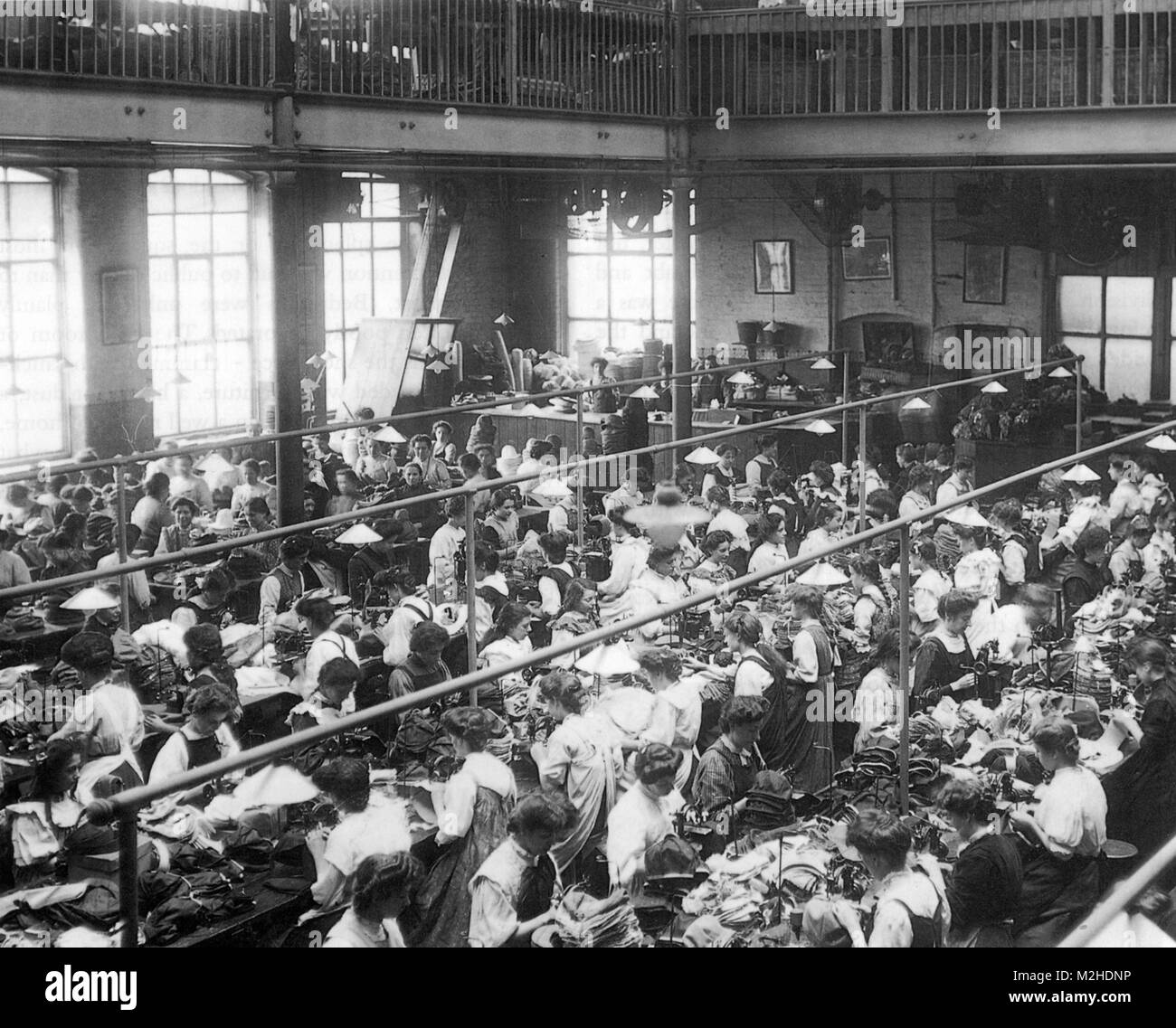 MOORE'S HAT FACTORY, Heaton Street, Denton, Greater Manchester, about 1905 Stock Photo