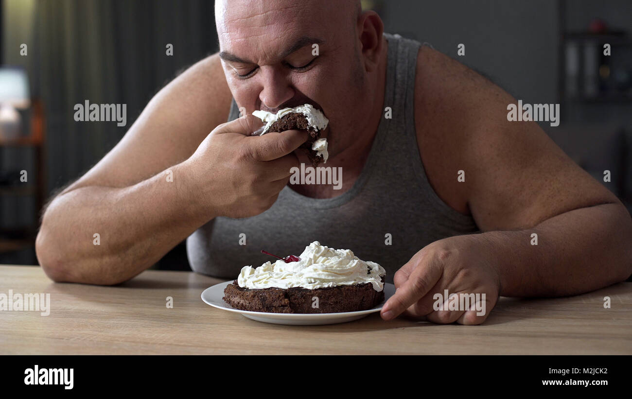 Man eating pie hires stock photography and images Alamy