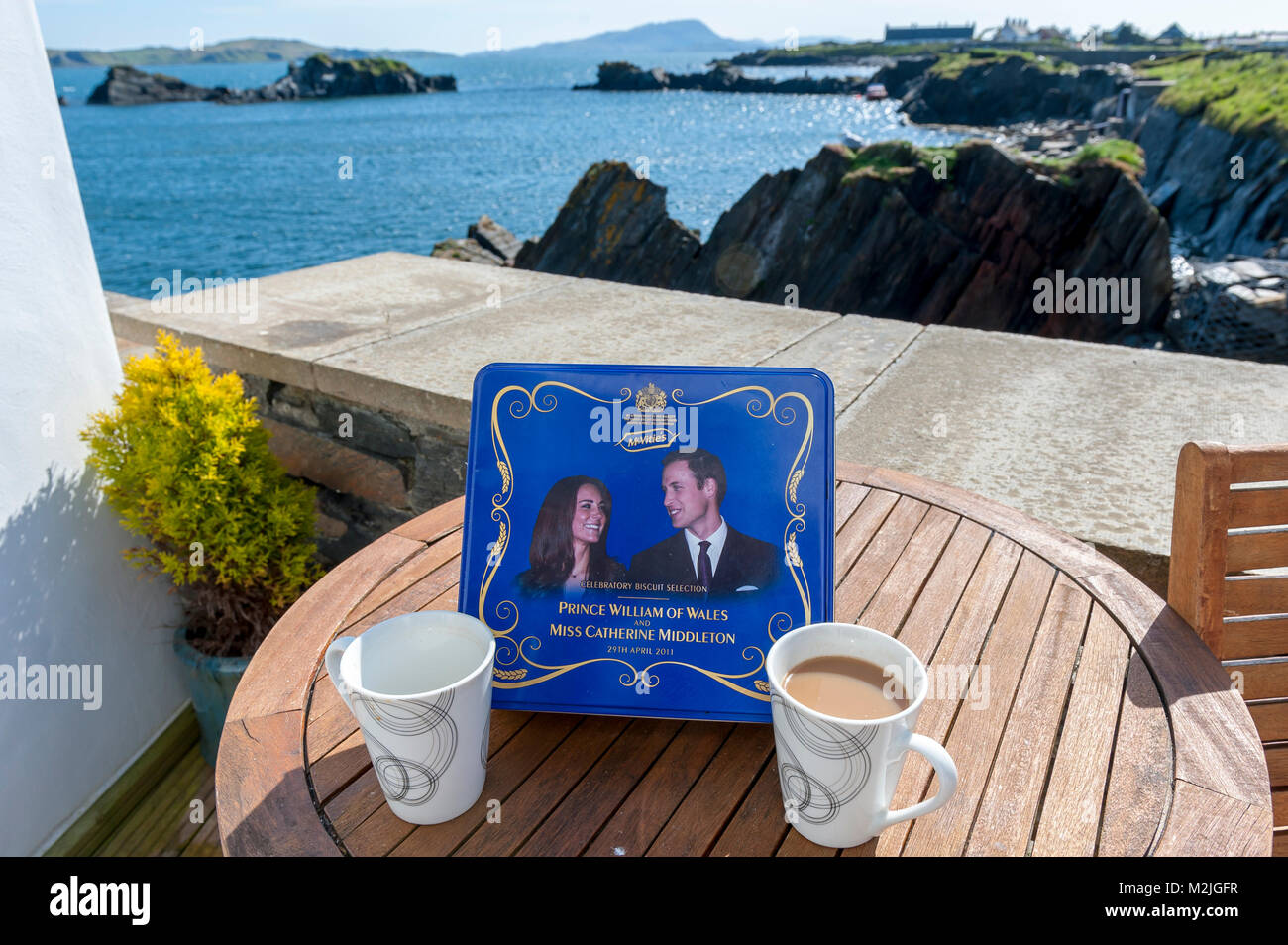 Tea and biscuits in the Scottish Highlands to celebrate the marrage of Prince William of Wales and Miss Catherine Middleton on the 29th April 2011 Stock Photo