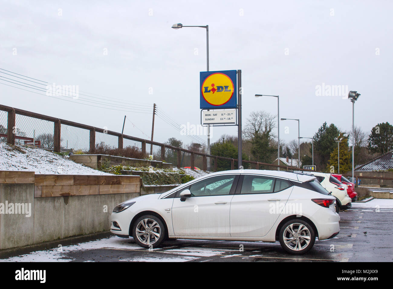 7 February 2018 customers cars parked in the Lidl  Supermarket car park on the Circular road in Bangor County Down on a dull midwinter day Stock Photo