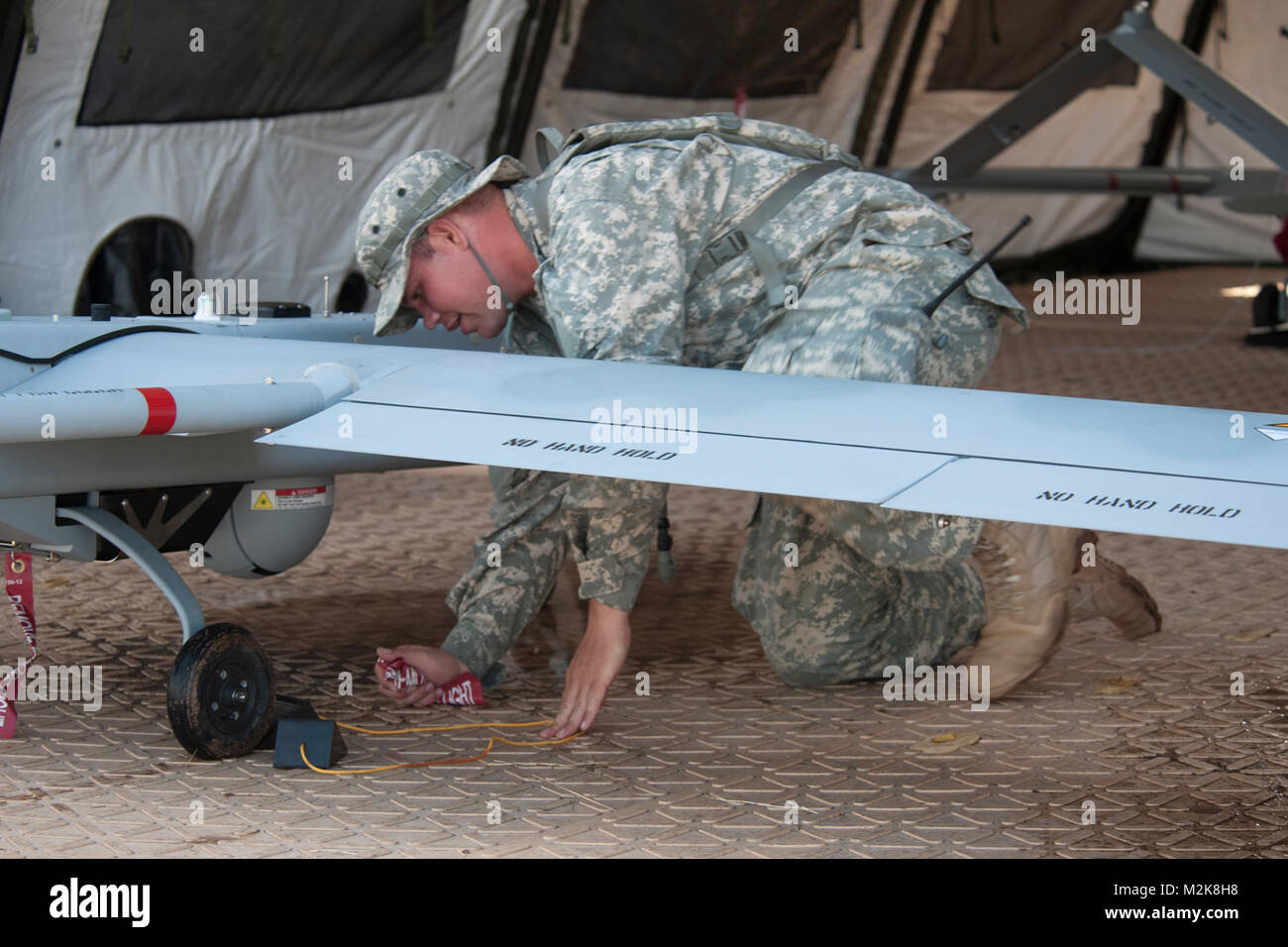Shadow Flight Instructor Shadow Flight 011 by Oklahoma National Guard Stock Photo - Alamy