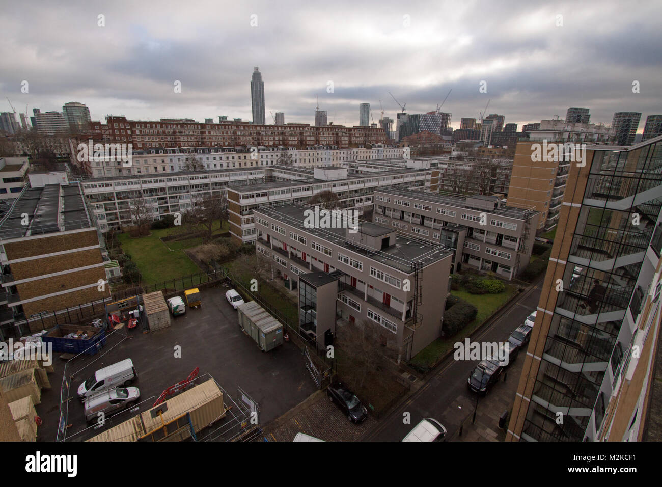 London council estate stairs hi-res stock photography and images - Alamy