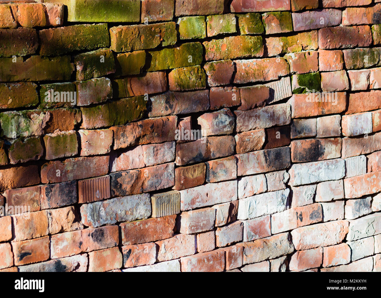 Cross Pattern Brick Design Seamless cross brick pattern background hi-res stock photography and ...