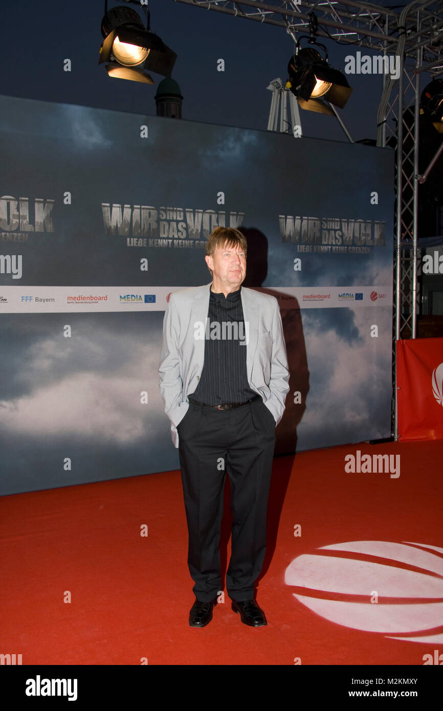 Jšrg Gudzuhn auf dem Roten Teppich zur Premiere des SAT.1-Films ''Wir sind das Volk - Liebe kennt keine Grenzen' im Kosmos, Berlin, am 24.09.2008 Stock Photo