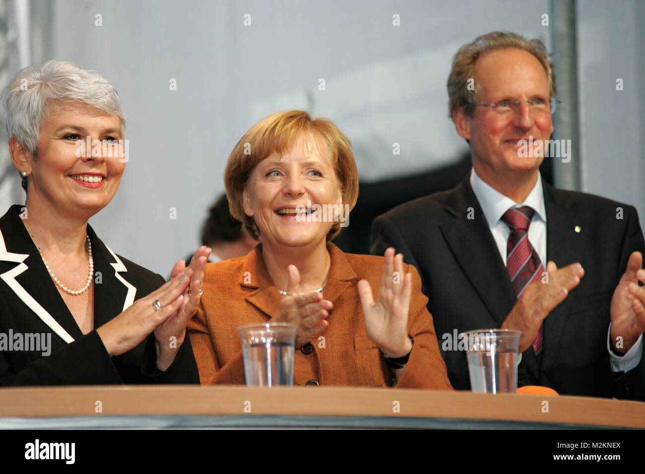 Wahlkampfveranstaltung der CDU in Stuttgart. Angela Merkel, Günther Öttinger, Wolfgang Schuster Stock Photo