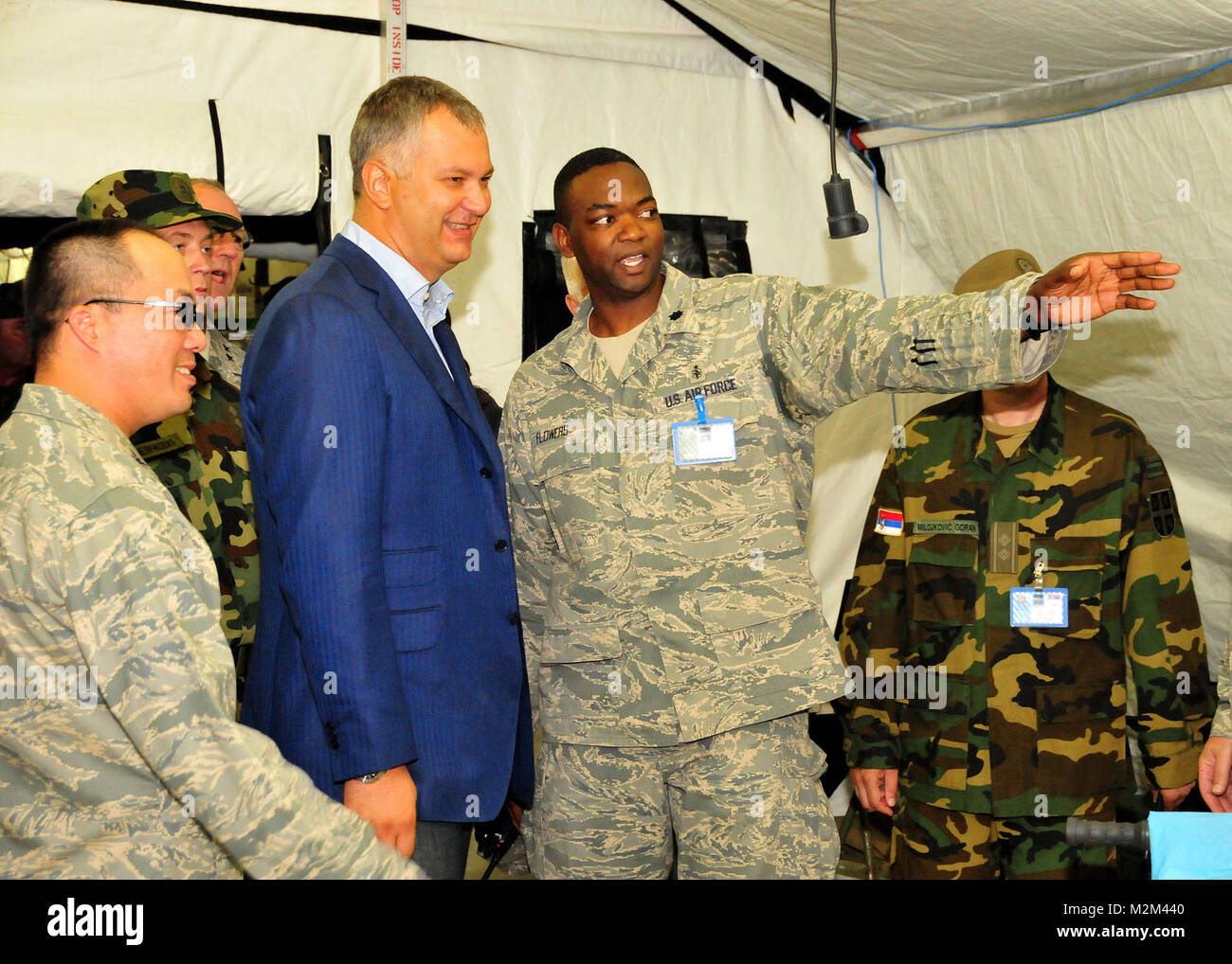 Lt. Col. Alfred K. Flowers Jr. shows Dragan Sutanovac, Republic of