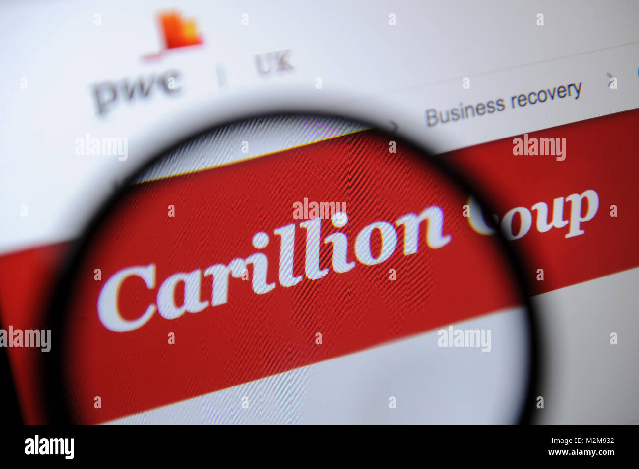 The Carillion Group logo on PWC website Stock Photo