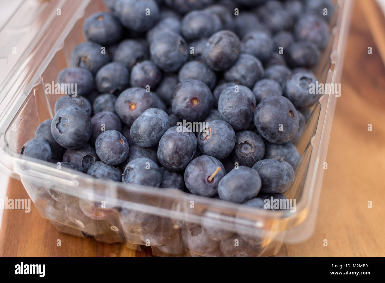 Blueberries in plastic container hires stock photography and images Alamy