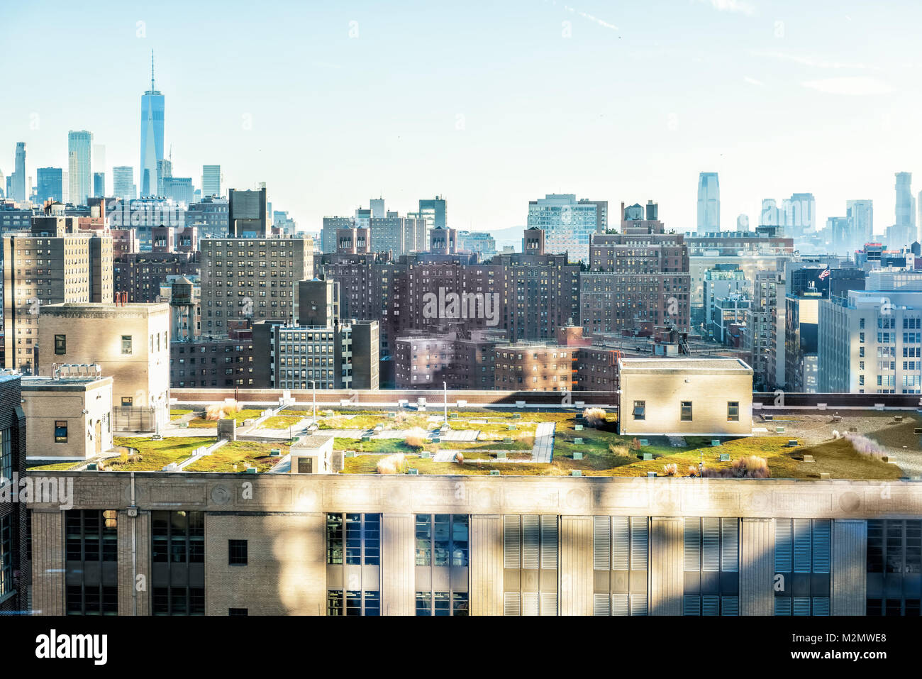 Rooftop garden building hi-res stock photography and images - Alamy