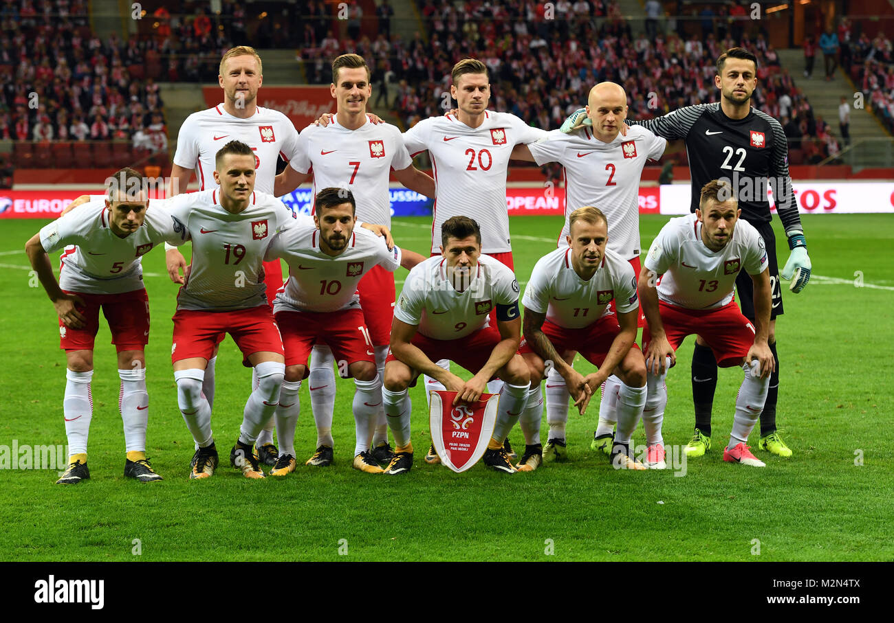 Poland team line up hi-res stock photography and images - Alamy