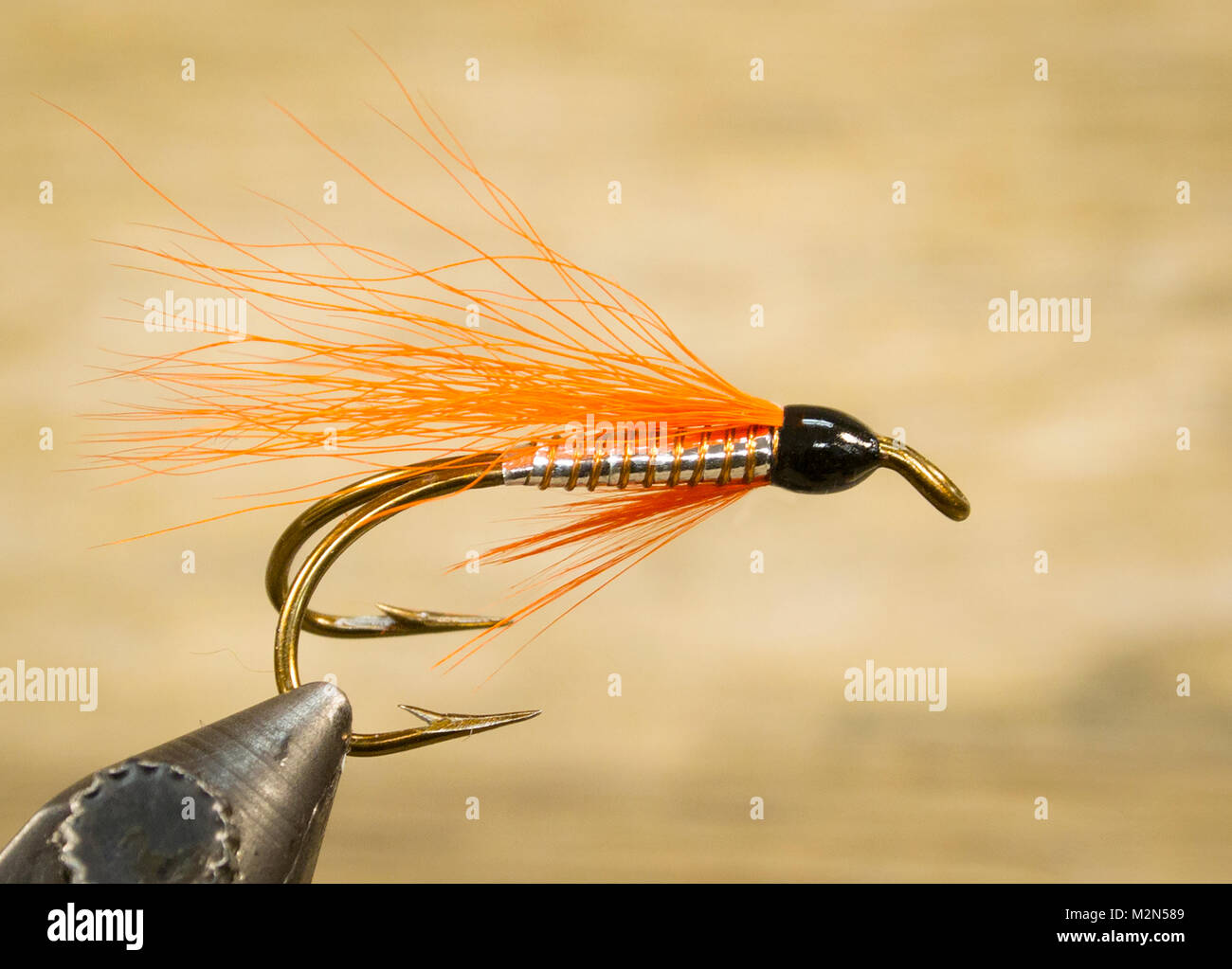 Orange Bucktail Hairwing streamer fly Hook: Mustad-Double Fly ball