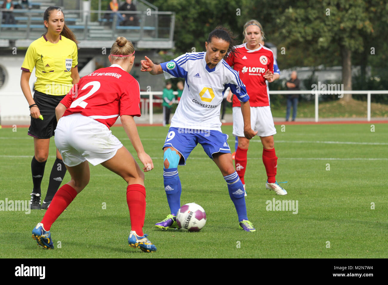 Lira Bajramaj (1. FFC Frankfurt) am Ball Stock Photo