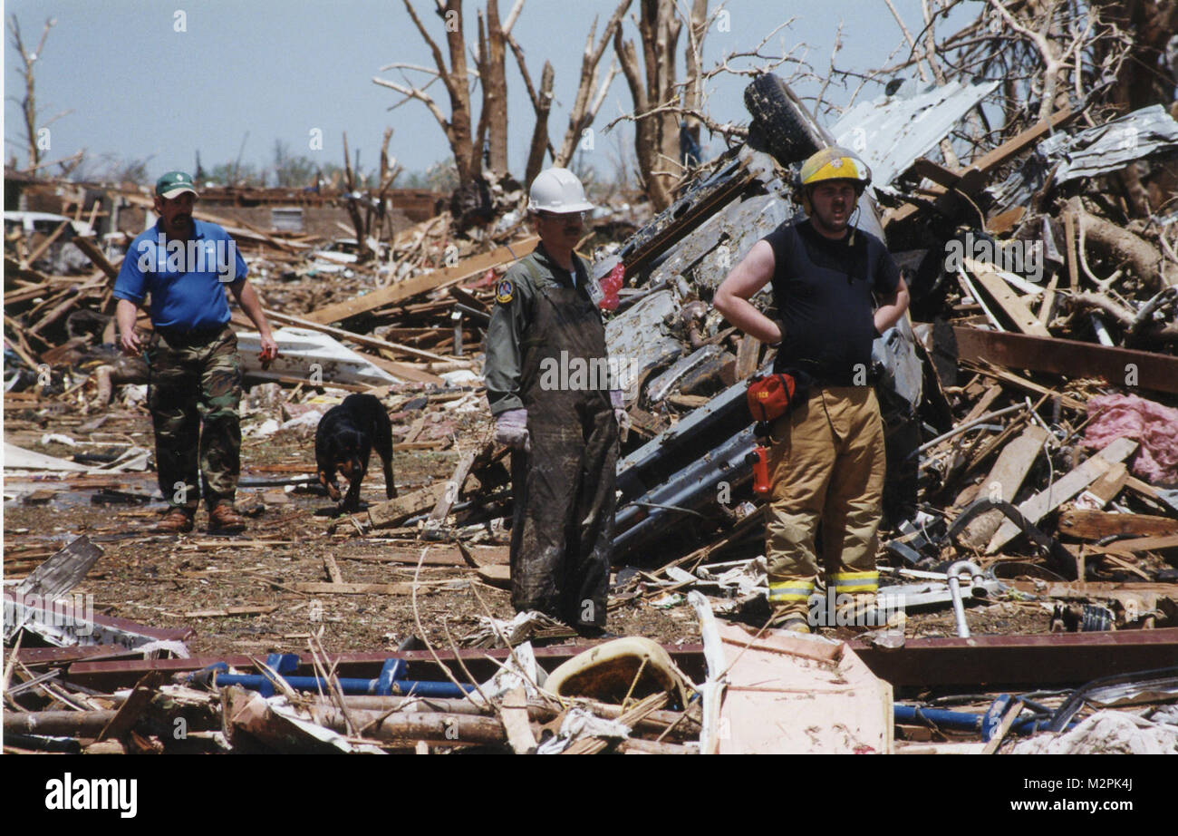 May 3 Tornado 152 by Oklahoma National Guard Stock Photo - Alamy