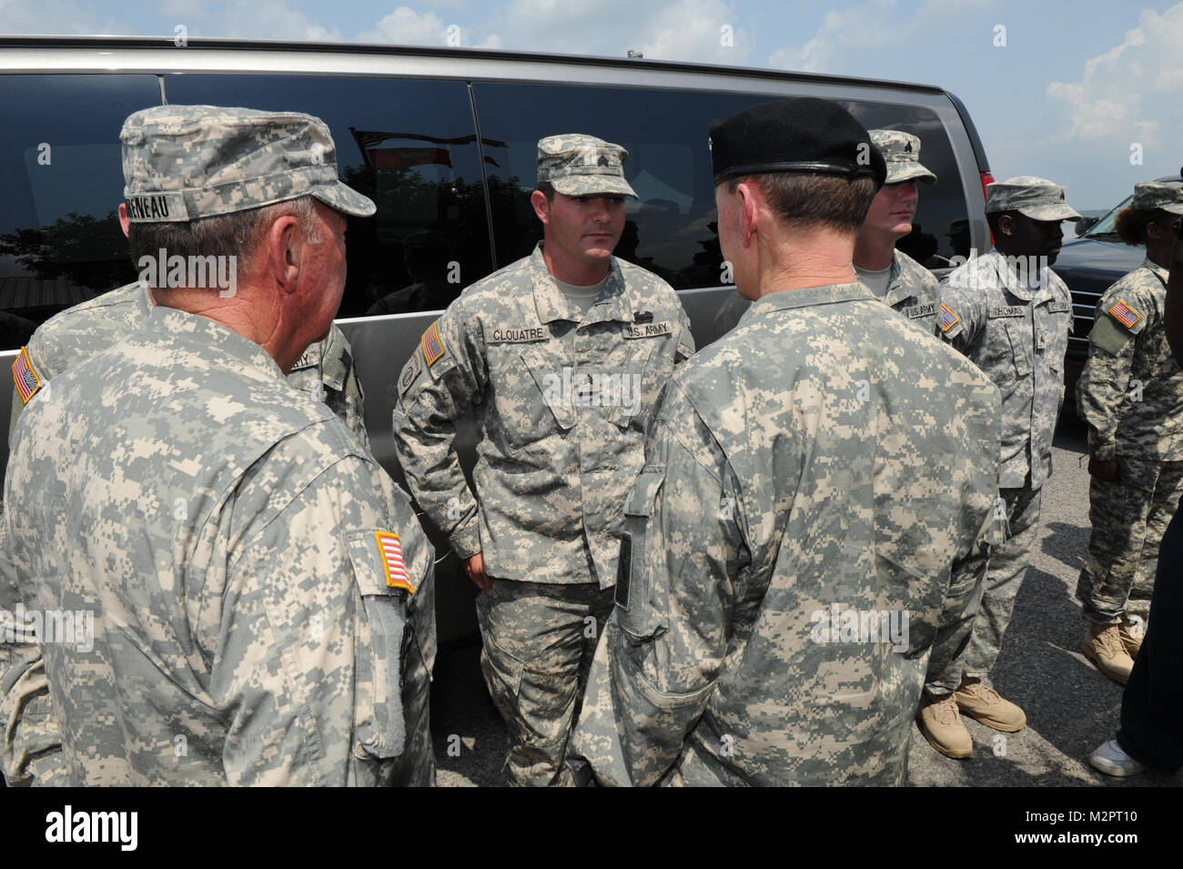 NORCO, La. Army Chief of Staff Gen. Martin Dempsey thanks several