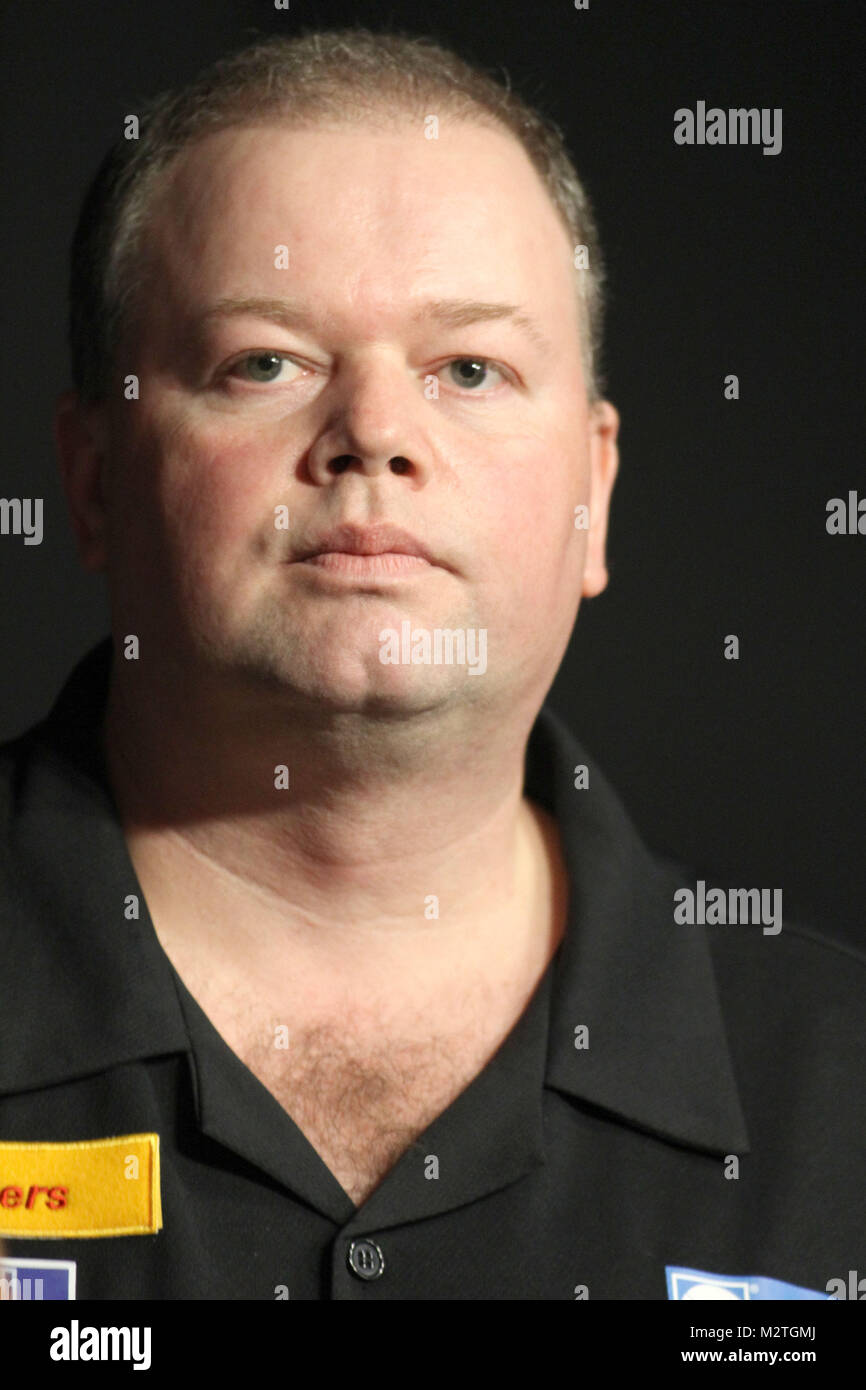 Raymond van barneveld hi-res stock photography and images - Page 2 - Alamy