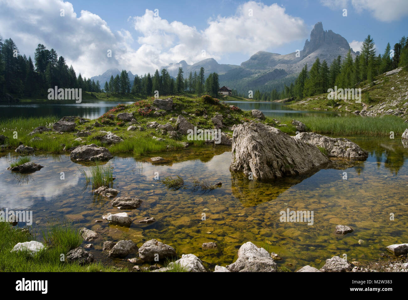Lago Federa, Rifugio Palmieri, Croda da Lago, Dolomites, Italy Stock