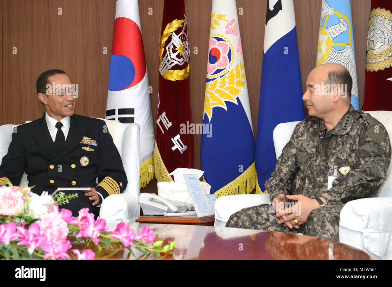 Commander of U.S. Pacific Fleet meets with ROK Chairman of the Joint ...