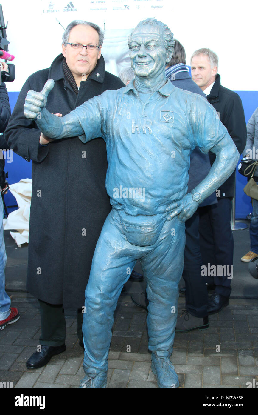 Pedro Requejo Novoa, Enthuellung des Hermann Rieger Denkmals an der HSV