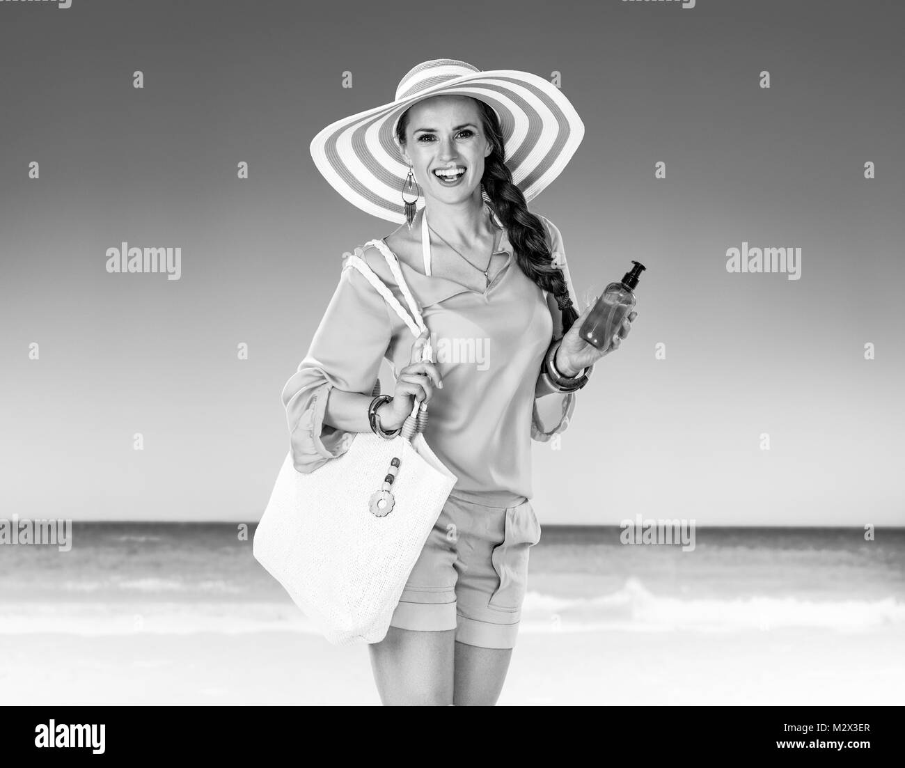 Women Summer Silk Beach Casual White Edge Hot Short main image 1