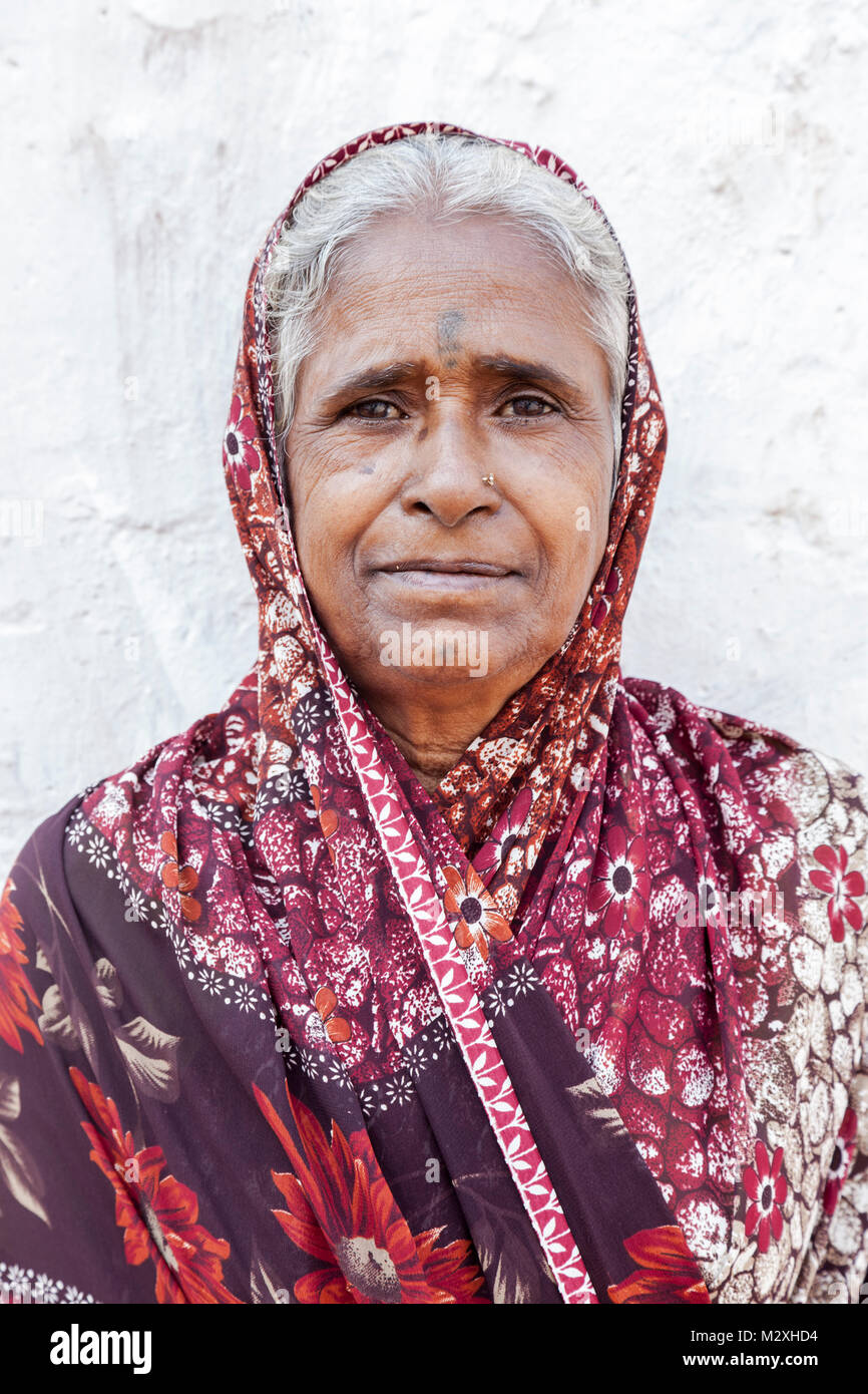 Woman 50 years india hi-res stock photography and images - Alamy