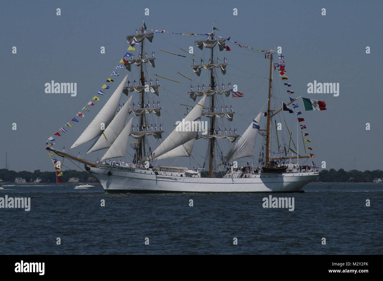 Parade of tall ships virginia hi-res stock photography and images - Alamy