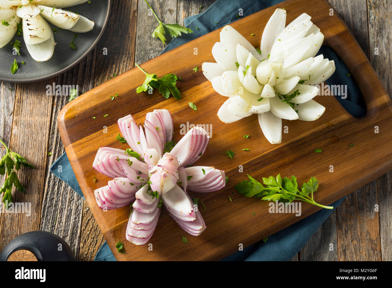 Baked Organic Onion Lotus Flower Ready to Eat Stock Photo Alamy