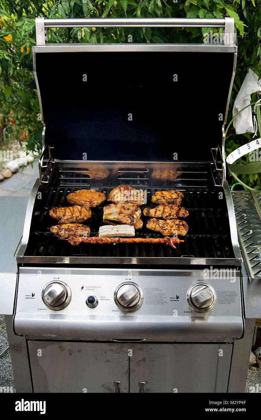 Grillrost High Resolution Stock Photography and Images - Alamy