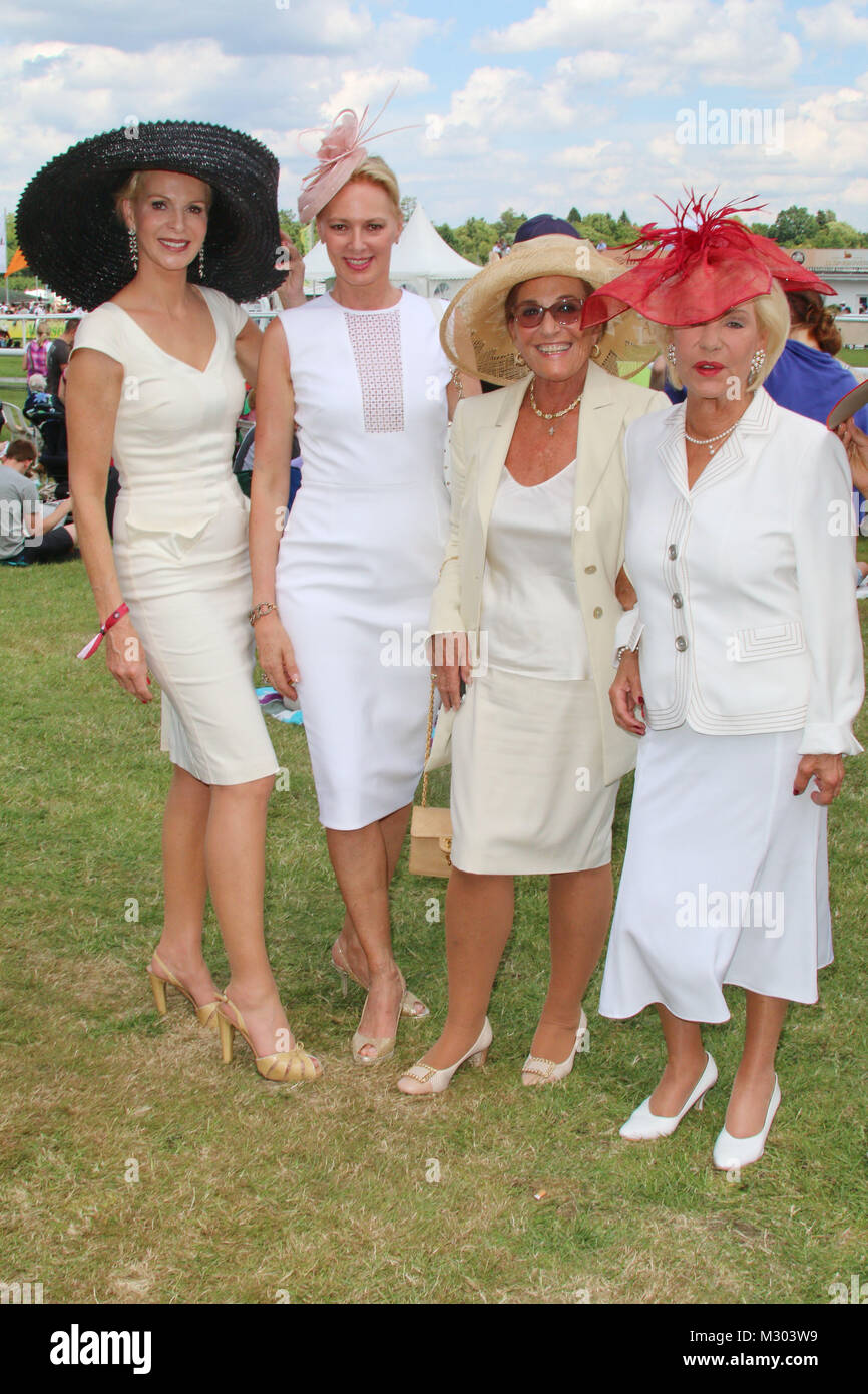 Grit Weiss, Petra van Bremen, Katharina Baumann und Dagmar BErghoff