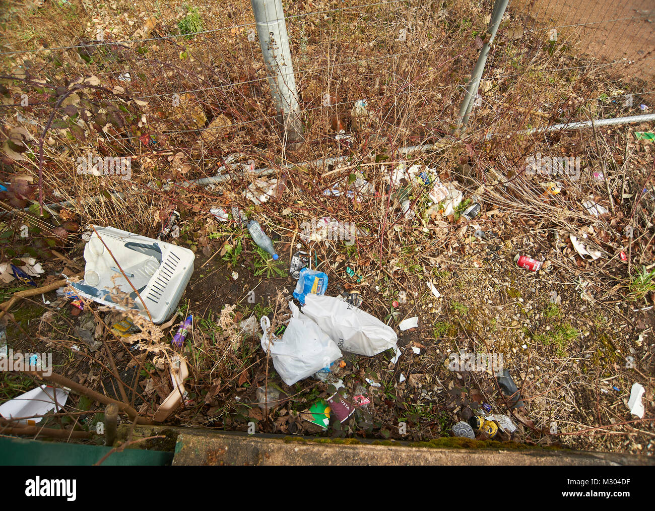 Litter and Plastic Rubbish Stock Photo Alamy
