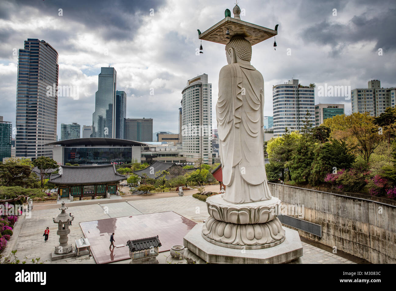 Bongeunsa Temple and Buddha Statue in Seoul South Korea Stock Photo Alamy