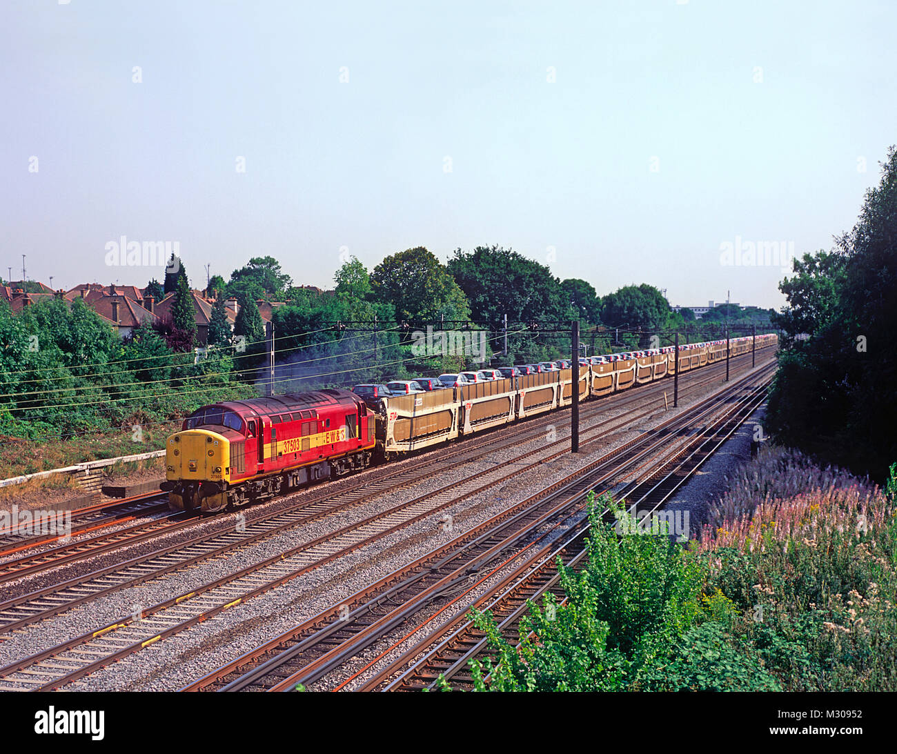 Class 37 Diesel Locomotive Stock Photos & Class 37 Diesel Locomotive ...