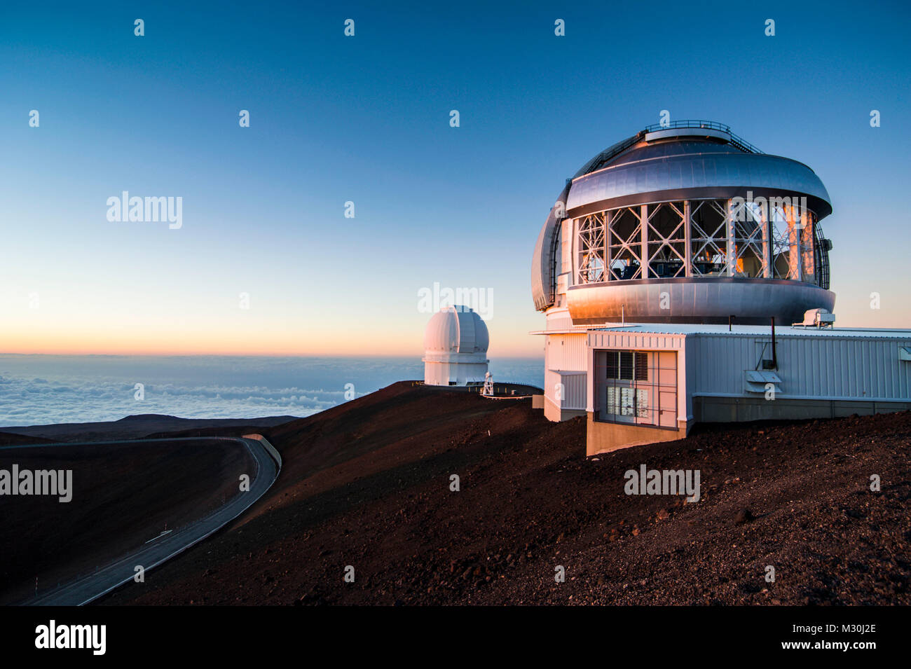 Observatory on mauna kea at sunset hires stock photography and images