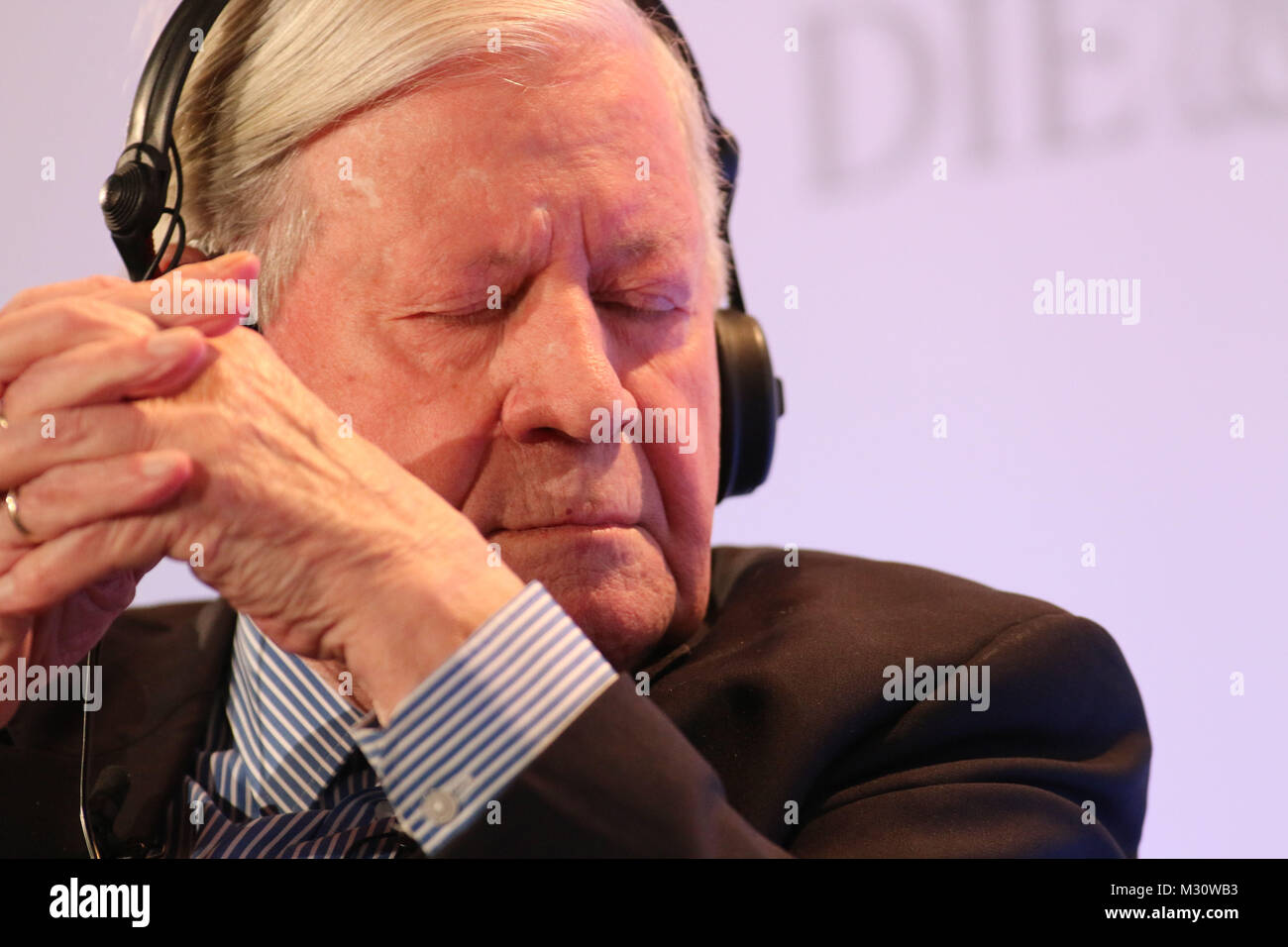 Helmut Schmidt Bundeskanzler A D Herausgeber DIE ZEIT Zeit 