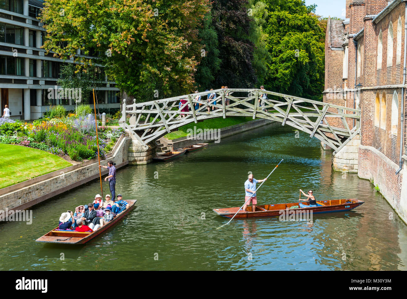 Cambridge, UK -August 2017. The Mathematical Bridge also known as wooden bridge at Queens' College, Cambridge, UK with the River Cam passing through Stock Photo