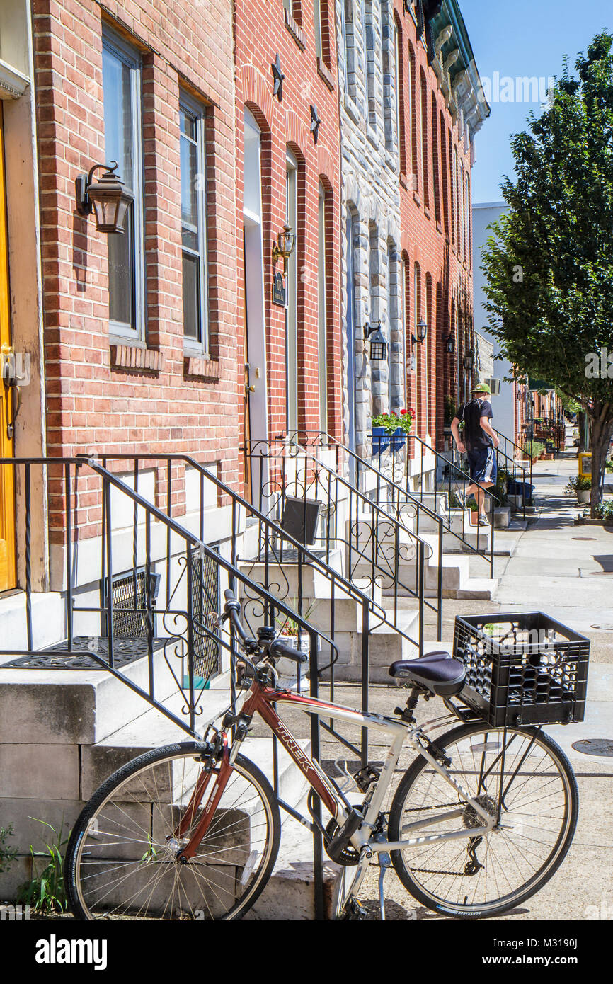 Baltimore Maryland,Federal Hill,historic neighborhood,townhouse,row