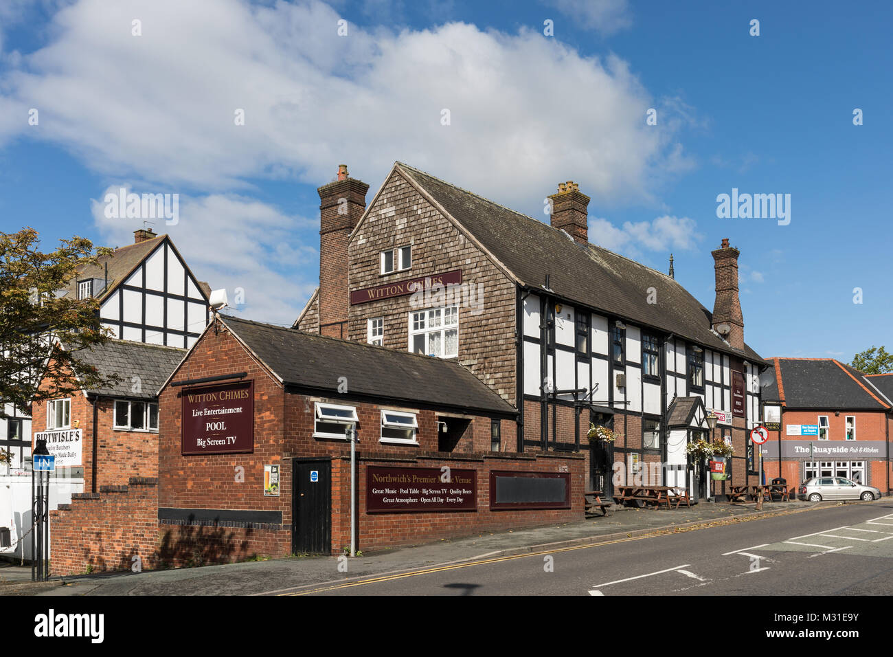 Witton chimes pub hires stock photography and images Alamy