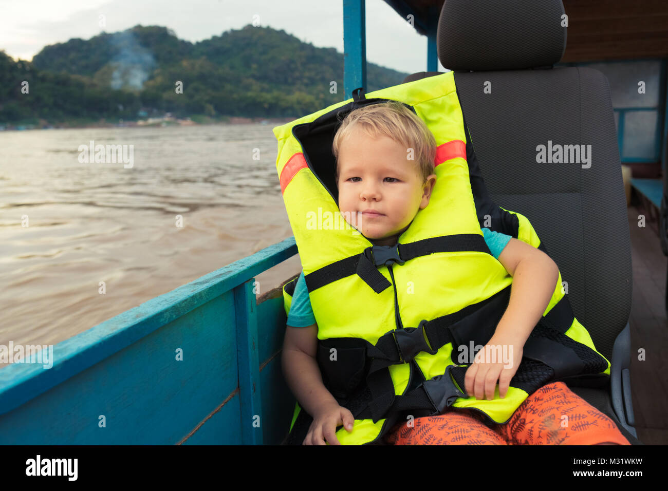 PAA-style questions (brief answers)