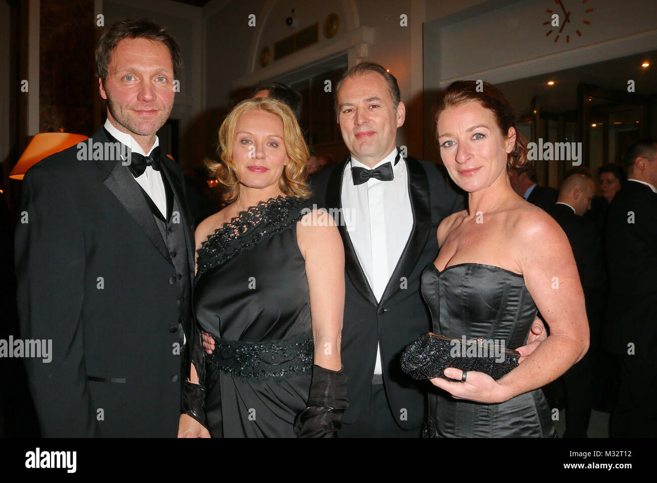 Patrik Fichte, Maike Bollow, Marcus Blume und Maria Fuchs (Rote Rosen),  Hamburger Presseball 2014 im Hotel Atlantic, Hamburg, 25.01.2014 Stock  Photo - Alamy