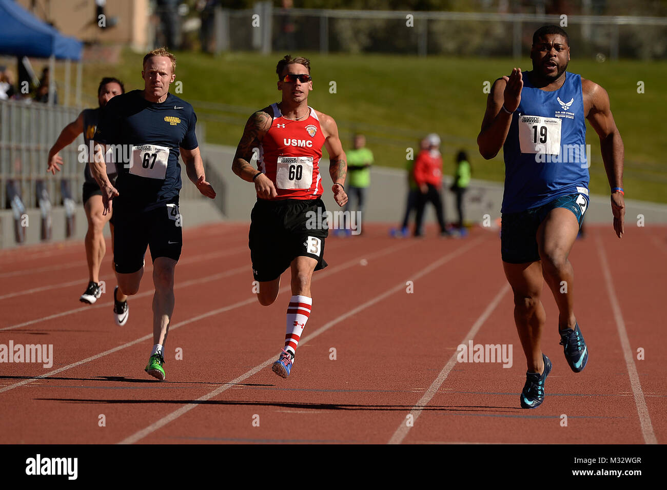 Air Force Athlete Jarvitz Richmond Right Runs In The 100m Dash During The 14 Warrior Games In Colorado Springs Colorado Oct 02 14 The Warrior Games Consists Of Athletes From Throughout The Department