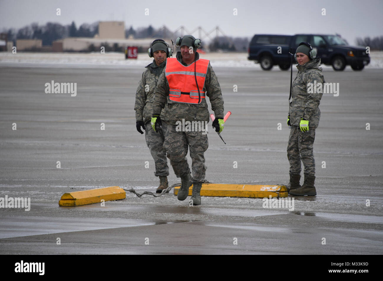 Pennsylvania Air National Guardsmen with the 171st Air Refueling Wing