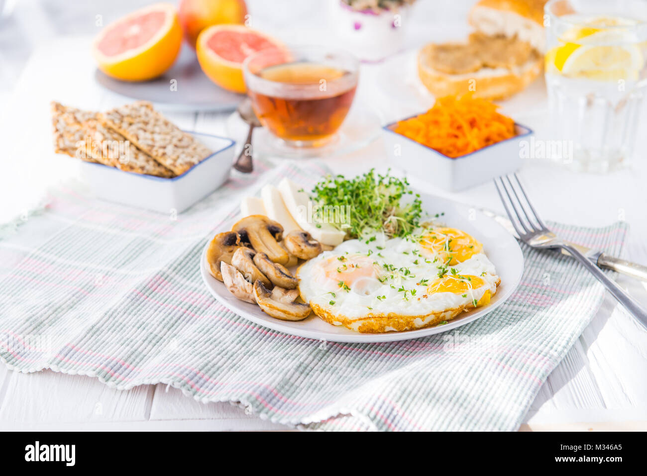 Scrambled eggs bun on plate hi-res stock photography and images - Alamy