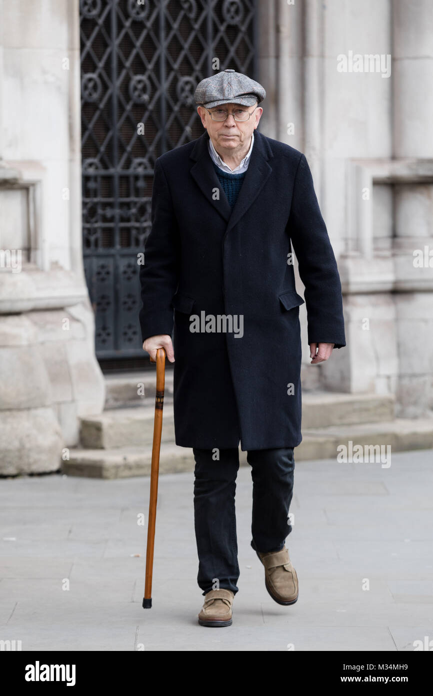 London, UK. 8th February 2018. Class War founder and veteran anarchist, Ian Bone arrives at the High Court in London. The Qatari royal owners of the Shard, via Management Company Teighmore Limited, sought a high court injunction to prevent protests against empty housing led by veteran anarchist founder and leader Ian Bone, 70, of the campaign group newspaper Class War, Credit: Vickie Flores/Alamy Live News Stock Photo