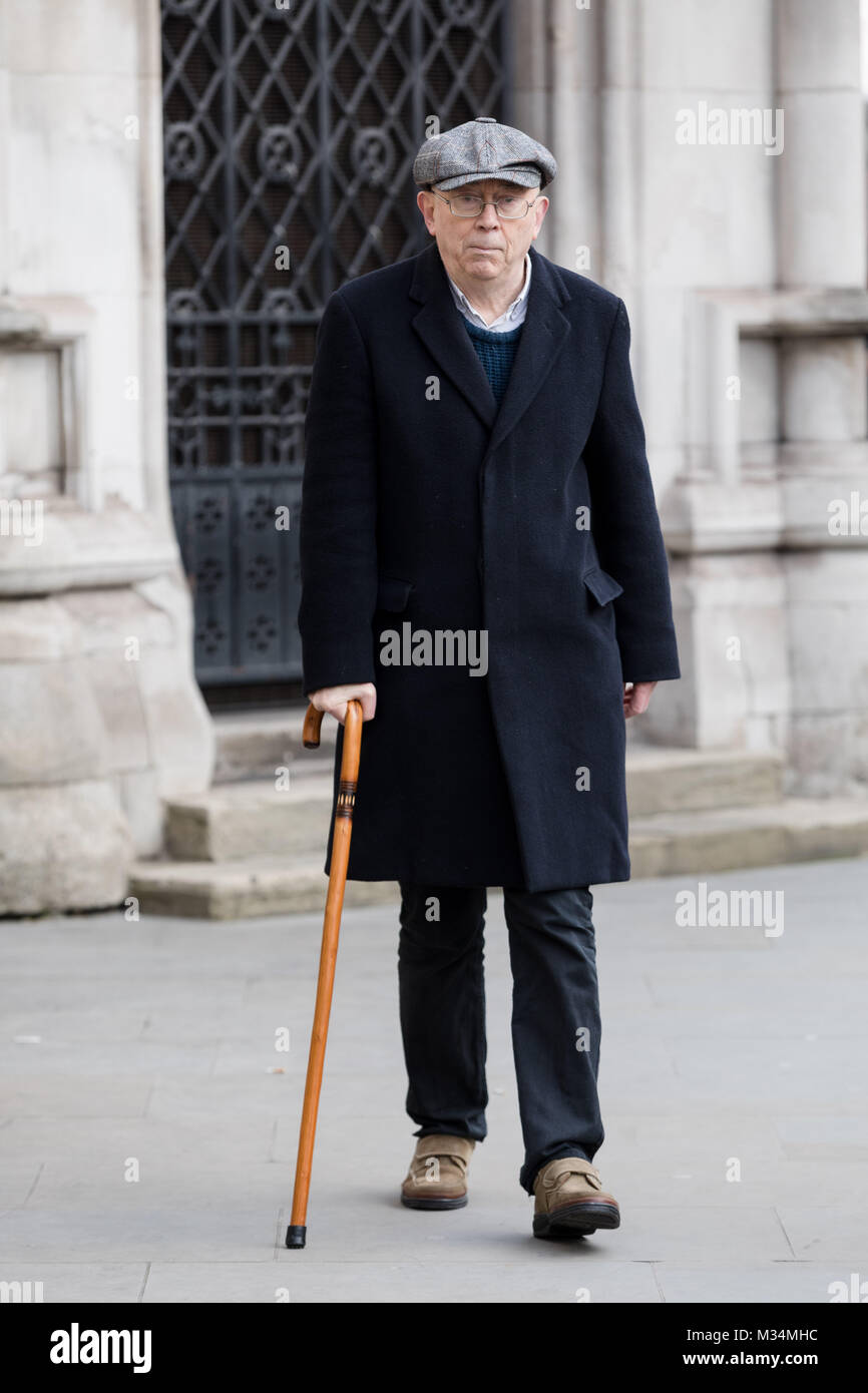 London, UK. 8th February 2018. Class War founder and veteran anarchist, Ian Bone arrives at the High Court in London. The Qatari royal owners of the Shard, via Management Company Teighmore Limited, sought a high court injunction to prevent protests against empty housing led by veteran anarchist founder and leader Ian Bone, 70, of the campaign group newspaper Class War, Credit: Vickie Flores/Alamy Live News Stock Photo