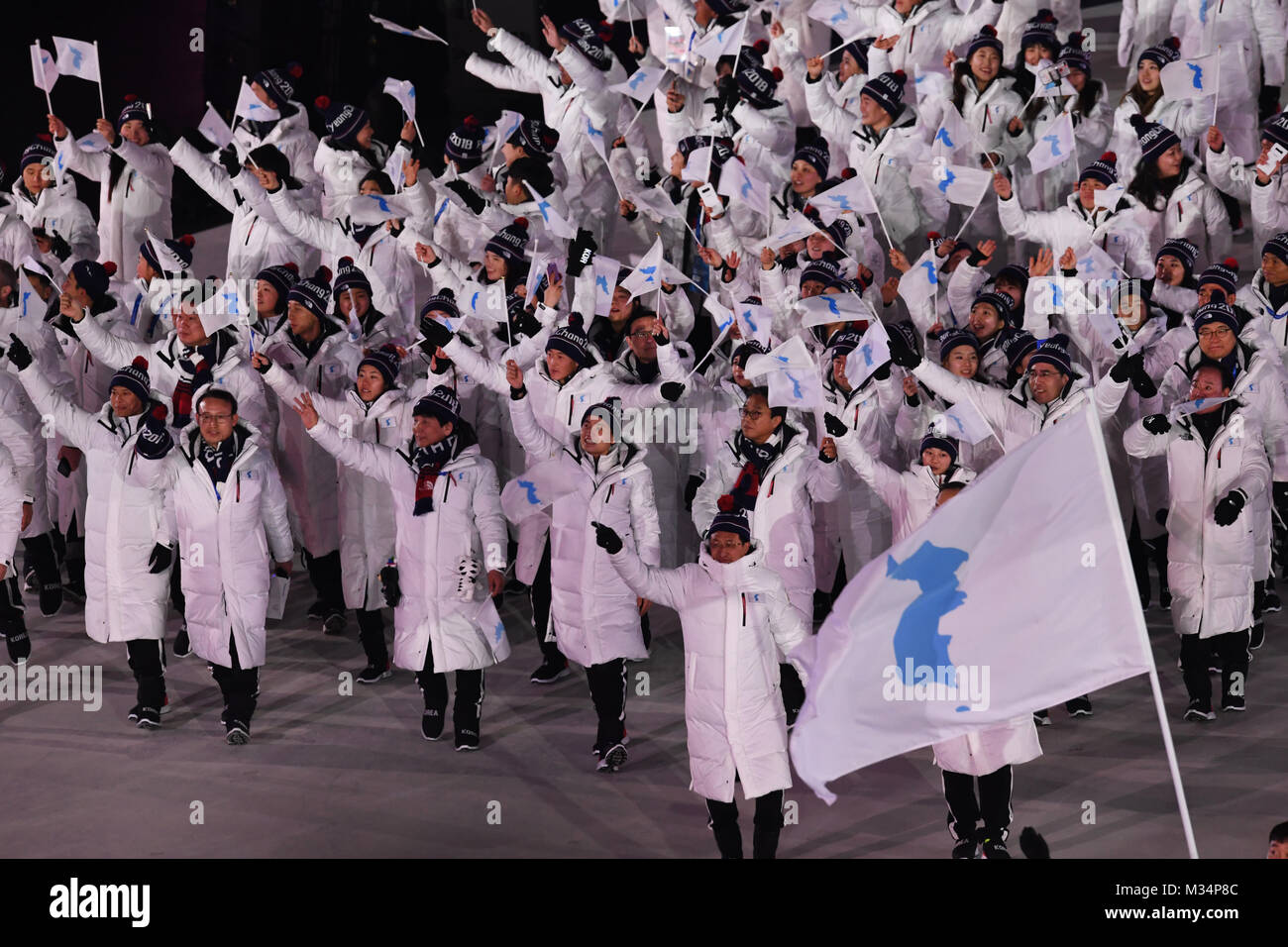 North korea south korea olympics hi-res stock photography and images ...