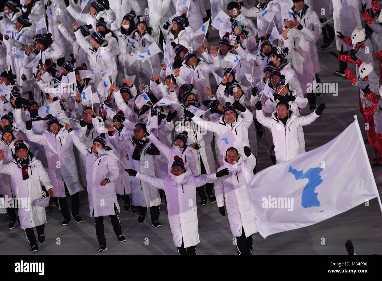 North korea south korea olympics hi-res stock photography and images ...