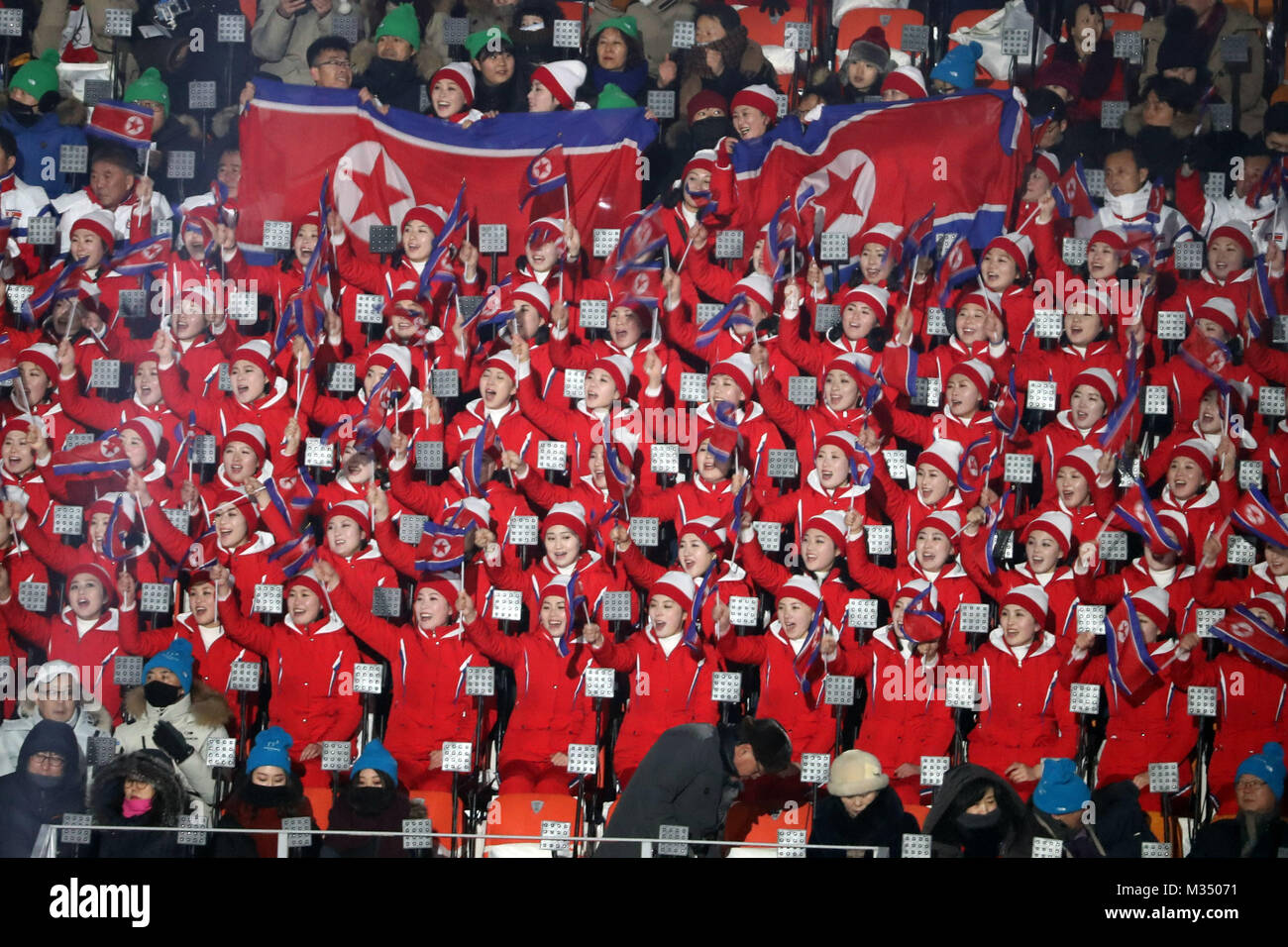 PyeongChang, South Korea. 9th Feb, 2018. Performers from North Korea ...