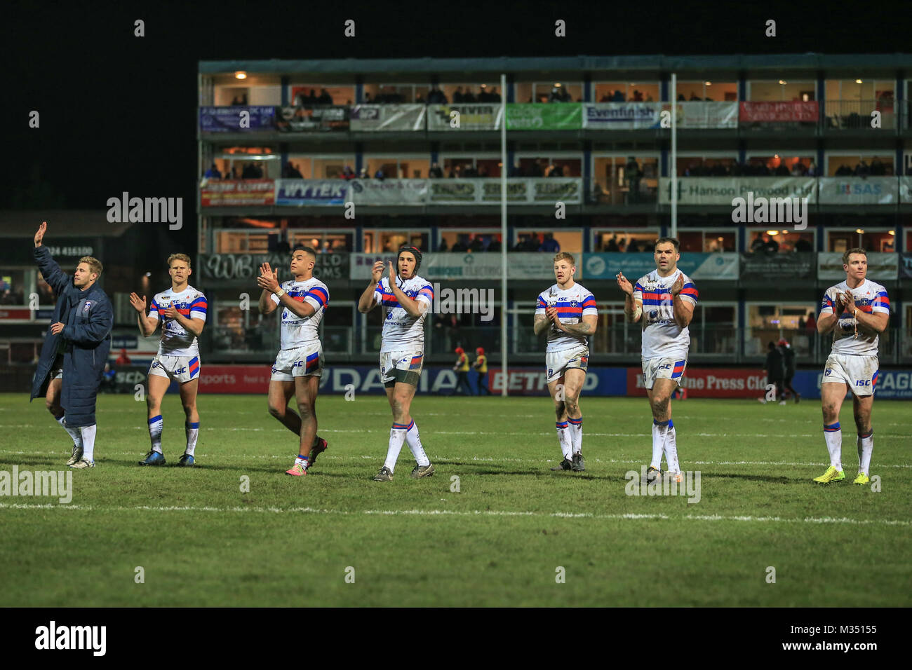 Wakefield Trinity team applaud the fans after wining the game 14-12 during the Betfred Super League Round 2 Wakefield versus Salford Red Devils 09/02/2018 at the Mobile Rocket Stadium Stock Photo
