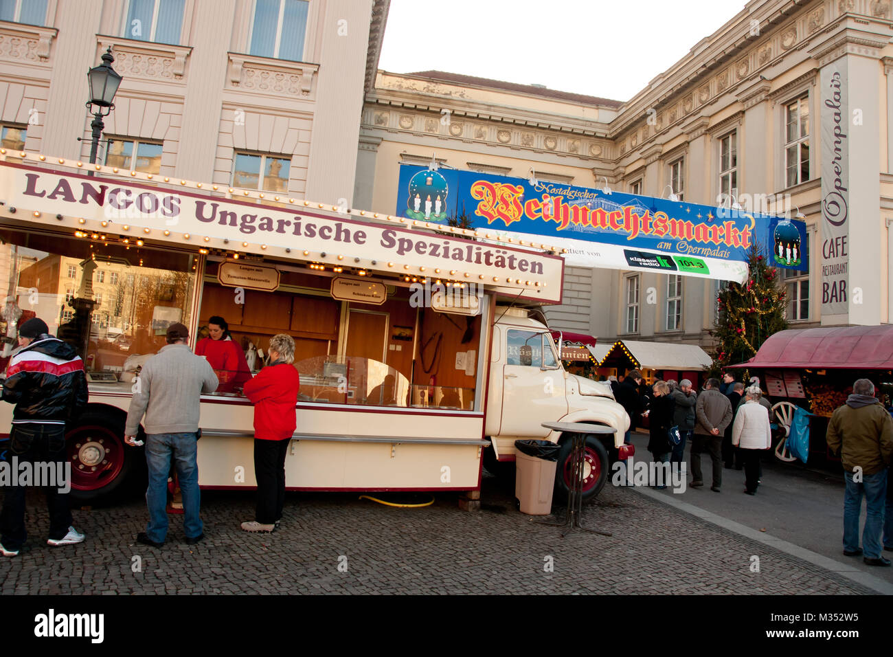 Berliner nostalgie hi-res stock photography and images - Alamy
